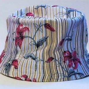 NWOT Kangol Tropic Bin w Lilly Embroidery Stripes
